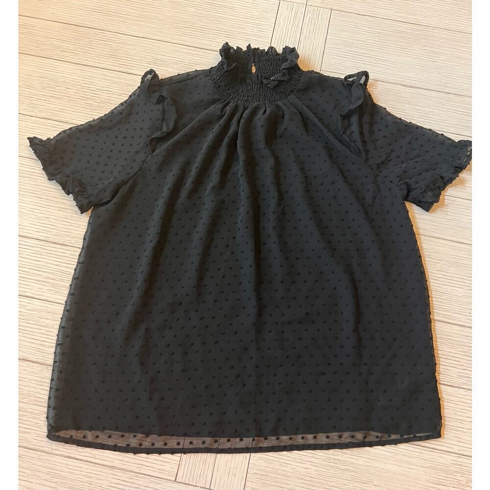 Wishlist Apparel black sheer, lined dot short ruffle sleeve top. polyester Sz L